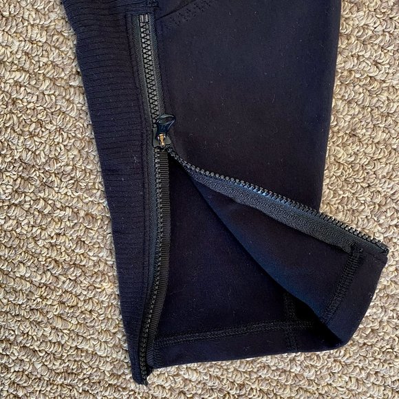 Lululemon Black Full Length Wunder Under Runner Leggings with Zippered Ankles - Picture 5 of 8